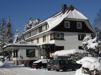 Das Hotel im Winter